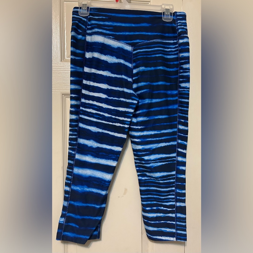 Nike Blue and White Athletic capri Leggings medium drifit - Picture 3 of 10